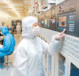 技術(shù)遭卡脖，產(chǎn)品常背鍋 國(guó)產(chǎn)手機(jī)打響攻芯戰(zhàn)